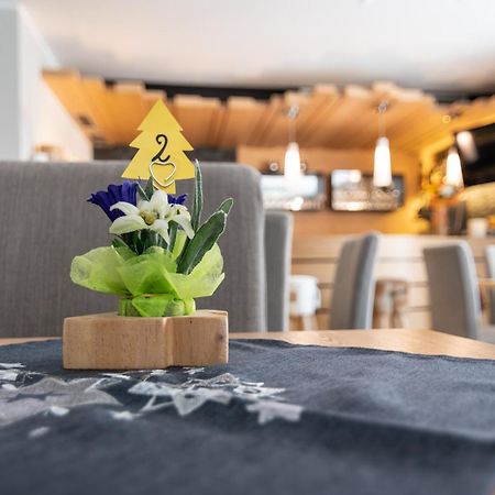 كوميزادورا Aparthotel Dolomites Living&Relax المظهر الخارجي الصورة