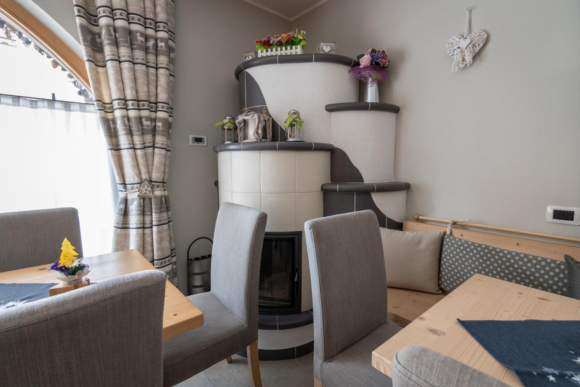 كوميزادورا Aparthotel Dolomites Living&Relax المظهر الخارجي الصورة