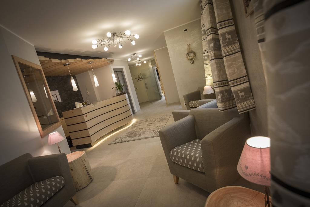 كوميزادورا Aparthotel Dolomites Living&Relax المظهر الخارجي الصورة