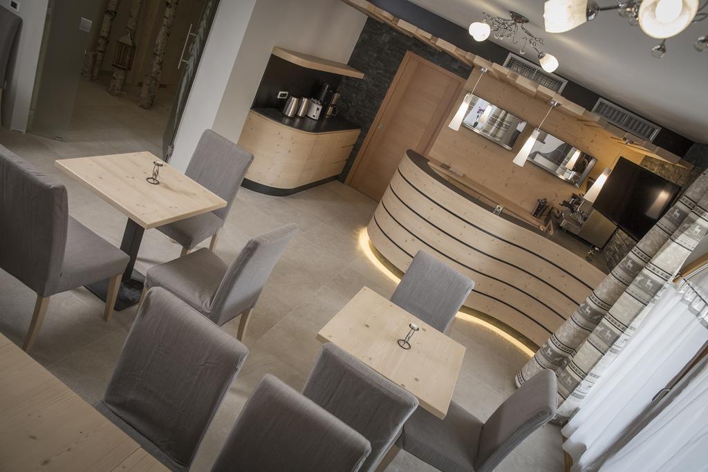 كوميزادورا Aparthotel Dolomites Living&Relax المظهر الخارجي الصورة